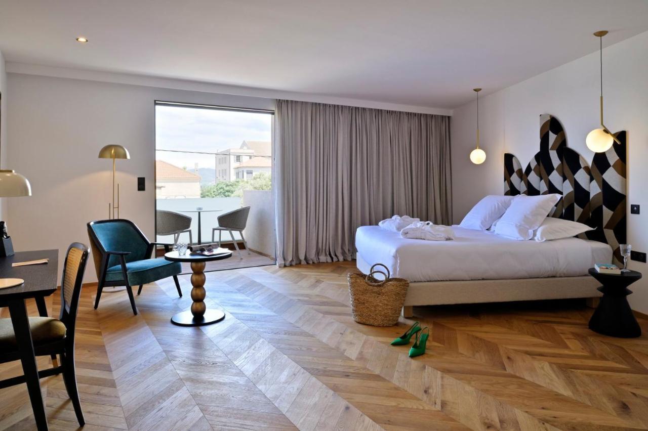 Hotel & Spa Rocabella L'Ile-Rousse  Exterior photo
